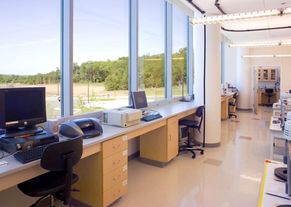 photo inside scientific research laboratory in Multidisciplinary Research Building