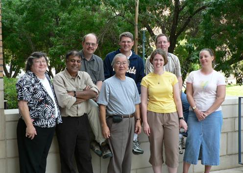 group photo of Kuwana research alumni outside